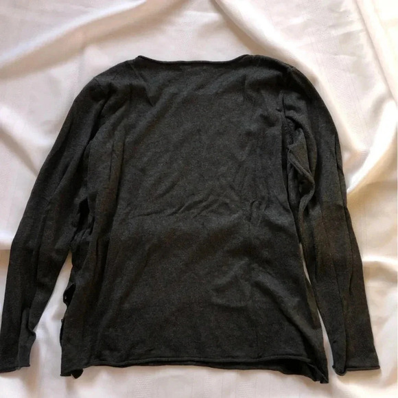 Loose Fitting Lightweight Knit Sweater - Picture 10 of 13